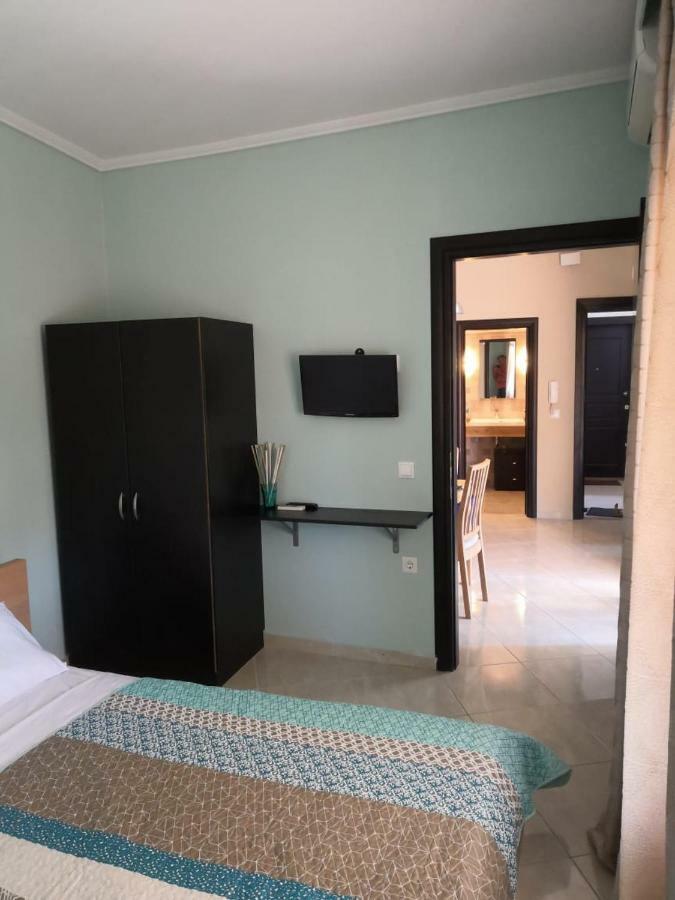 Comfortable Apartment Near The Central Beach Неа-Скиони Экстерьер фото